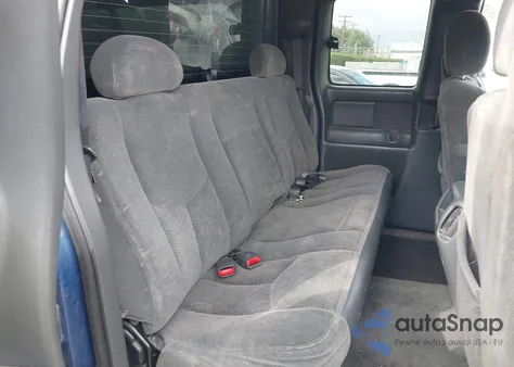 2004 Chevrolet Silverado 1500 Ls из США, поврежденный, VIN 2GCEK19T241252247